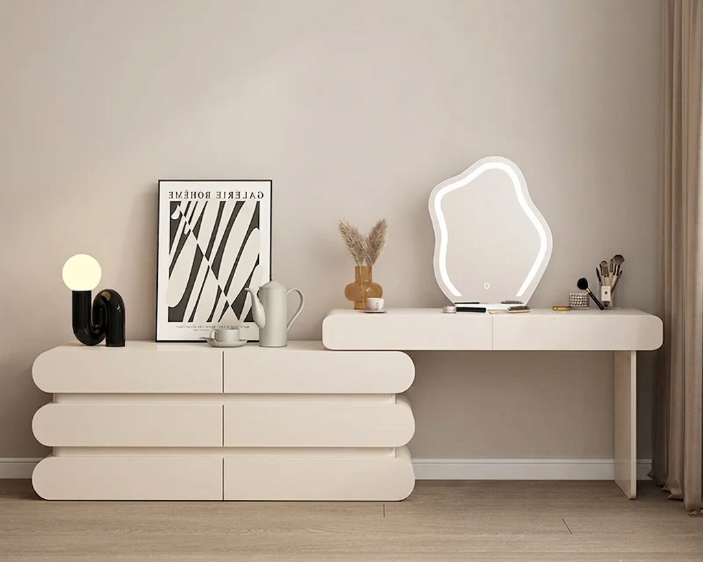 Orion Dressing Table With Mirror.